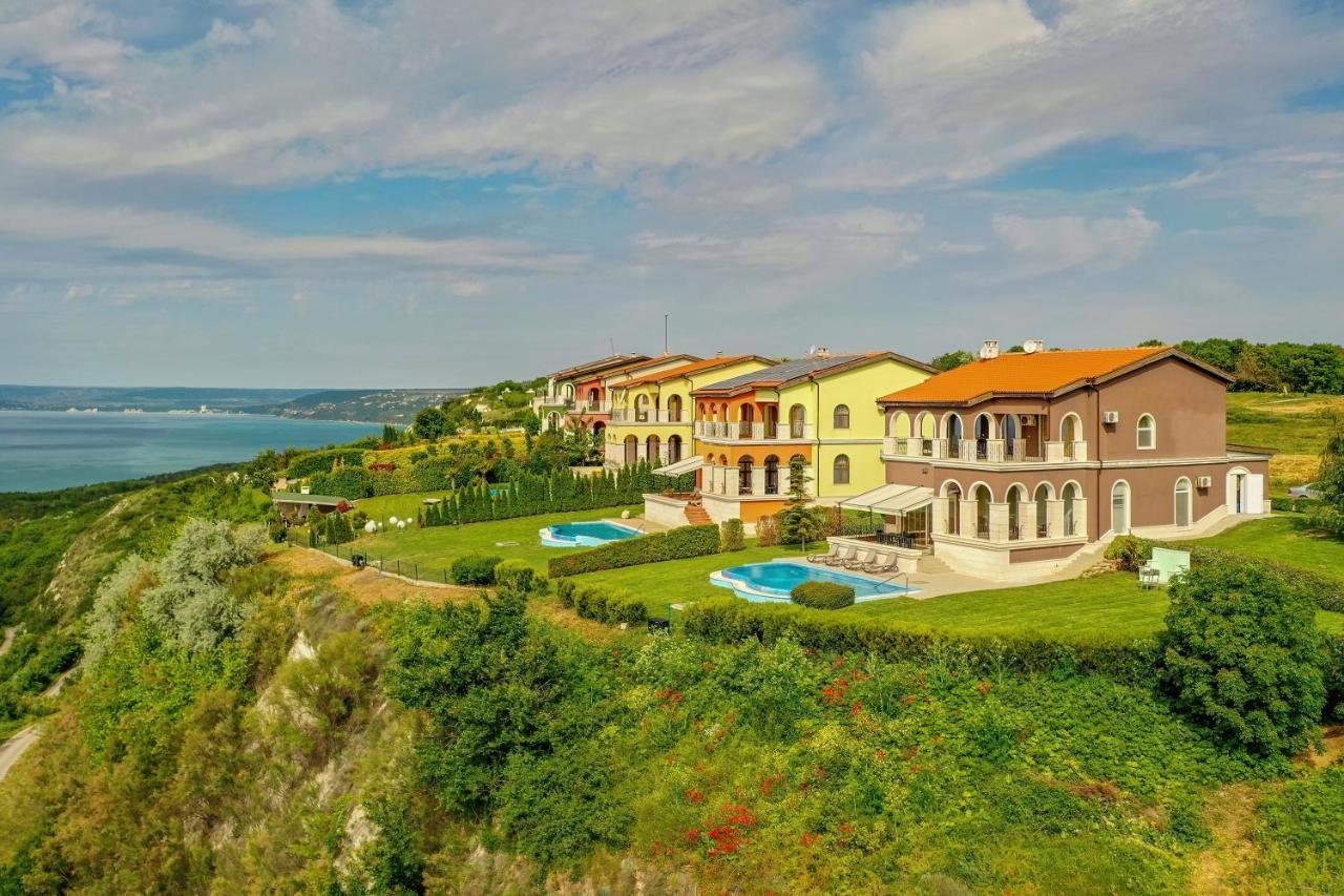 Lighthouse Luxe Estate Apart & Villas 巴尔奇克 外观 照片
