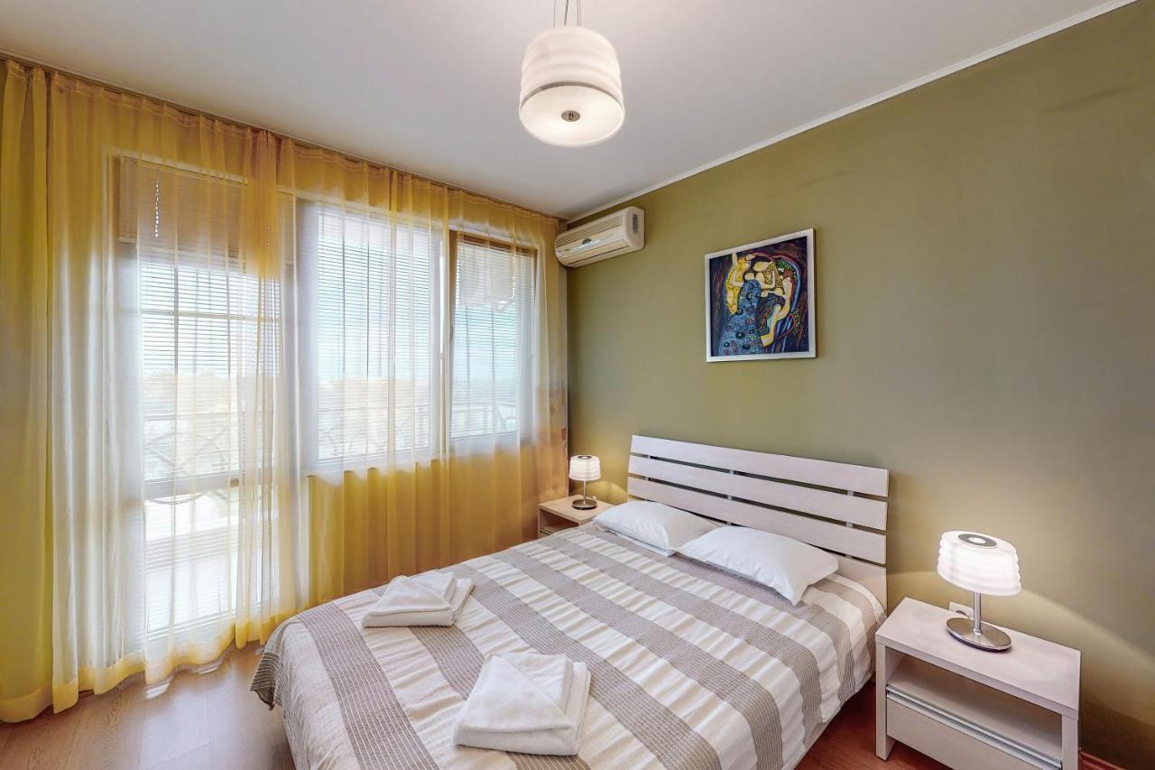 Lighthouse Luxe Estate Apart & Villas 巴尔奇克 外观 照片