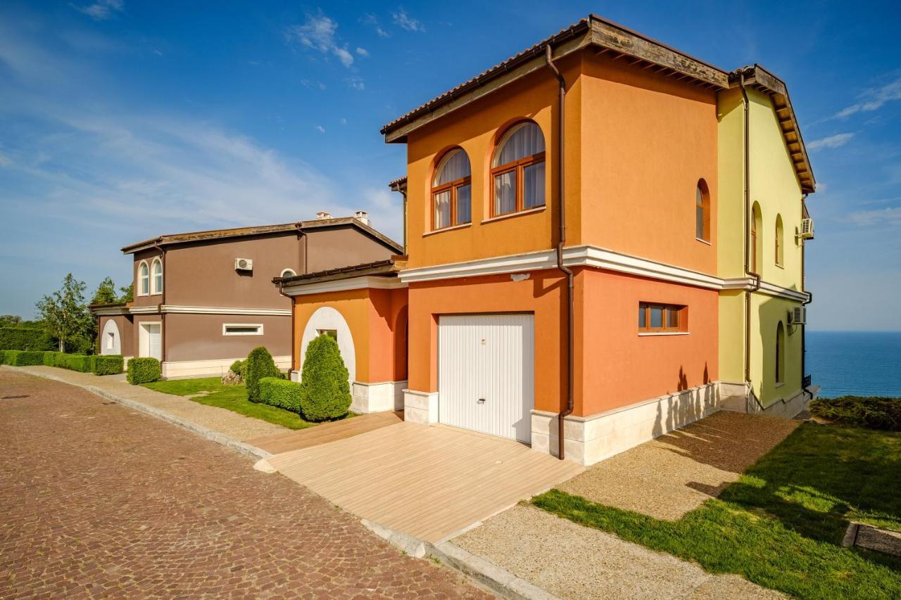 Lighthouse Luxe Estate Apart & Villas 巴尔奇克 外观 照片